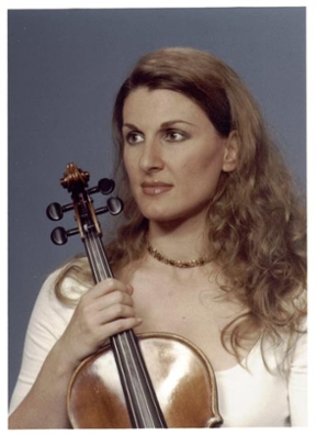 Ana Tsinadze
