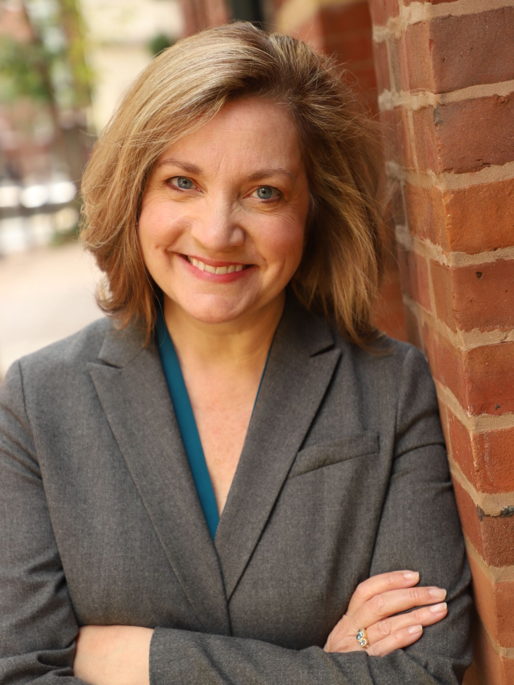 Dr. Julie Haynes