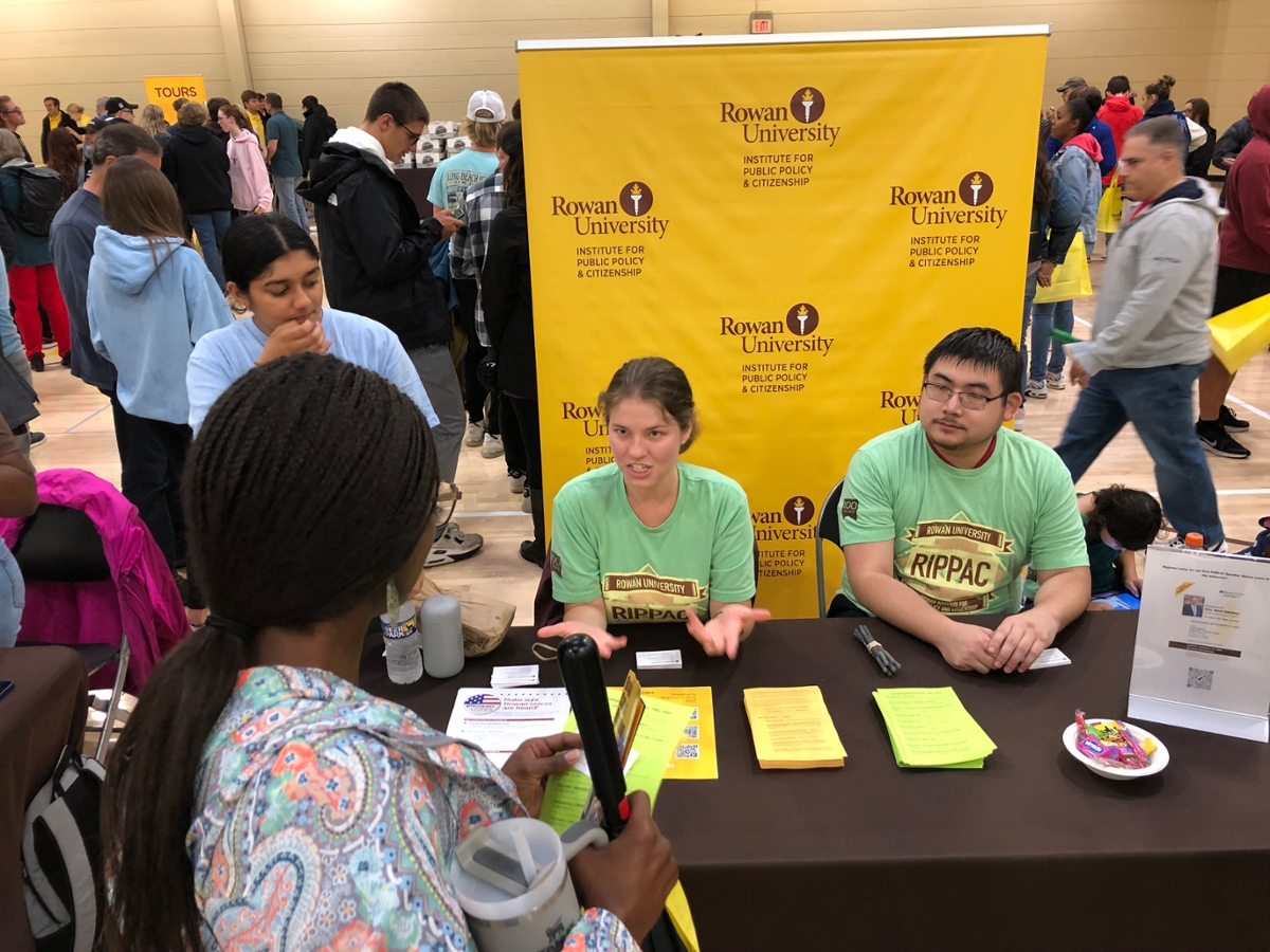 Tabling at the Fall 2023 Admissions Open House