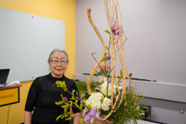Mrs. Mariko Ono demonstrating Ikebana.